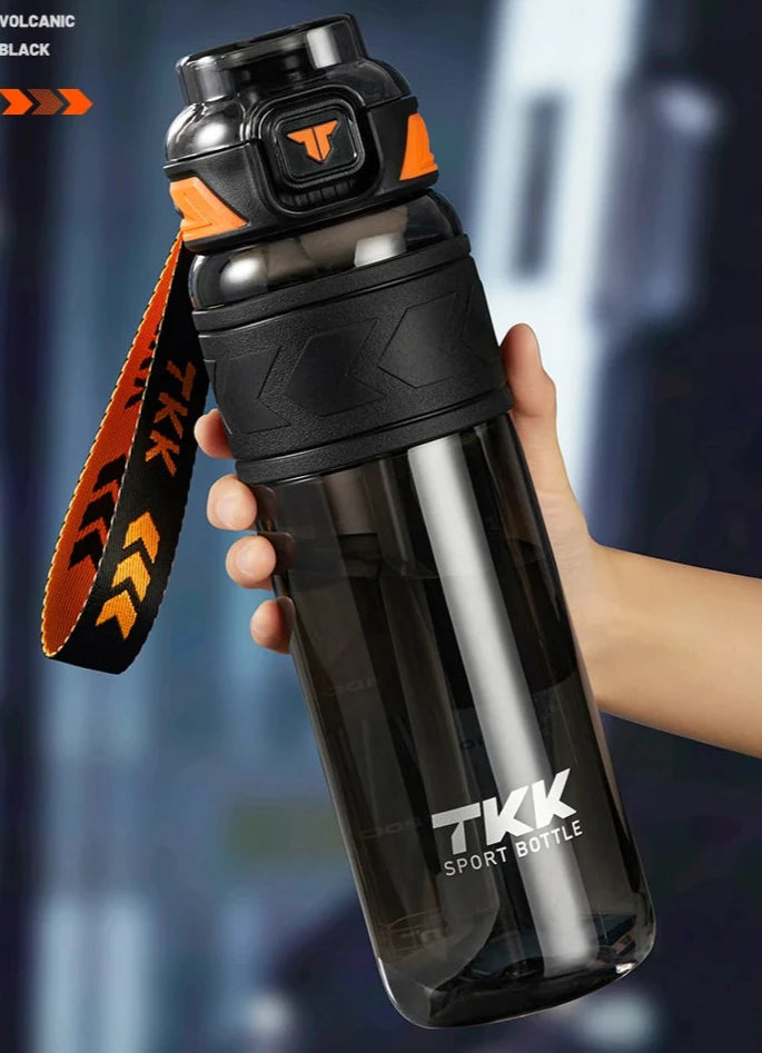 TKK Everyday Hero bottle in Volcanic Black