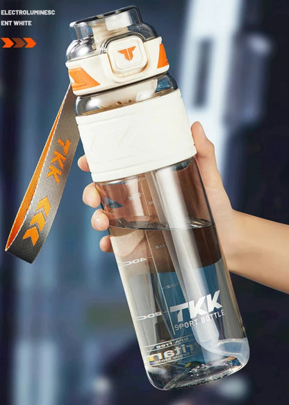 TKK Everyday Hero Bottle in Electric White